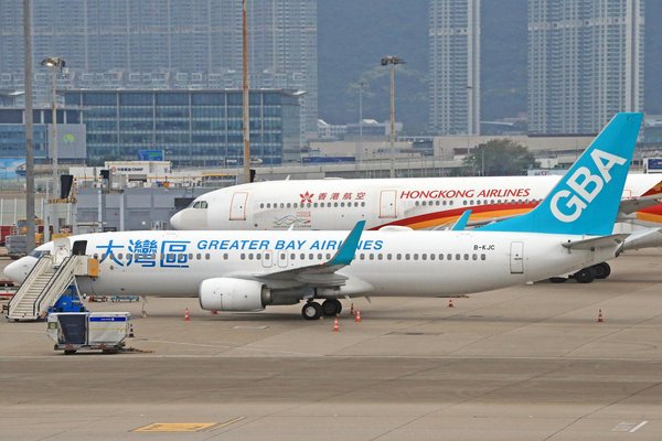 Où trouver des expériences de randonnée sur les sentiers de la Côte d'Albâtre en Normandie ?